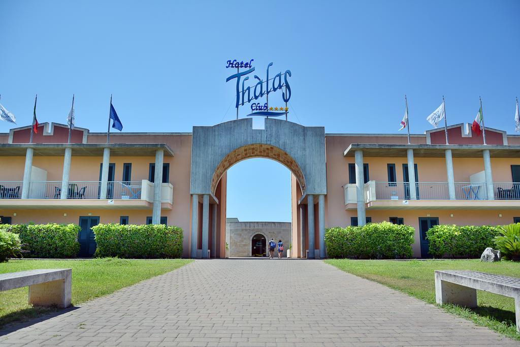 Hotel Thàlas Club Torre dell'Orso Exterior foto