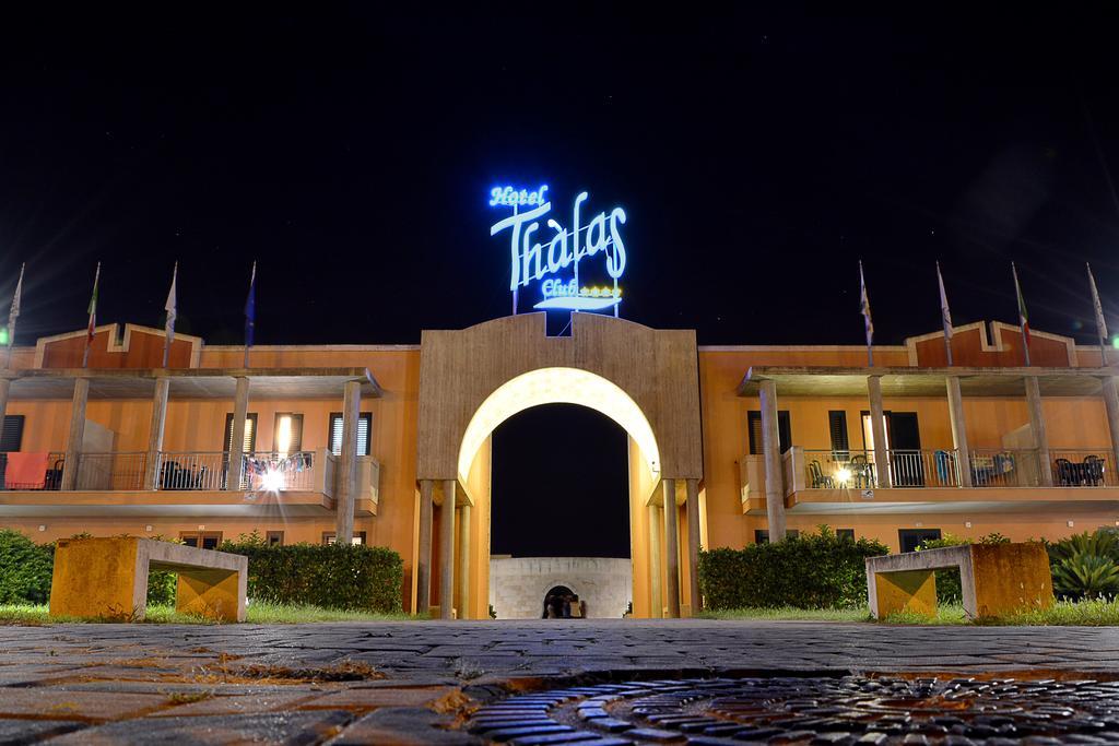 Hotel Thàlas Club Torre dell'Orso Exterior foto